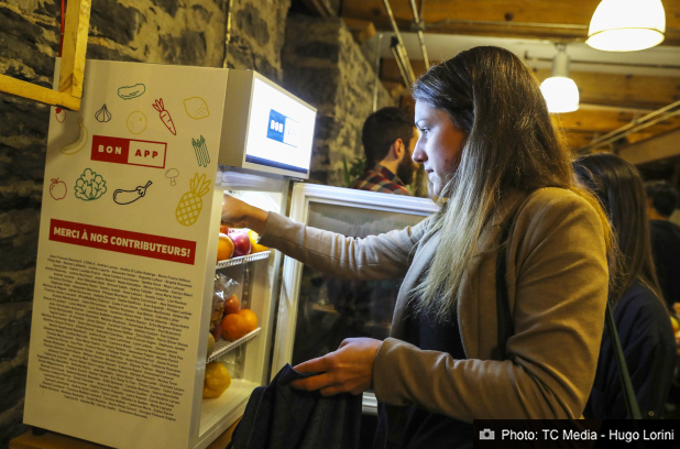 Combattre le gaspillage alimentaire, un frigo à la fois!